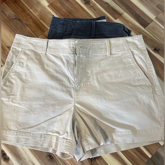 LOFT shorts - Picture 2 of 3